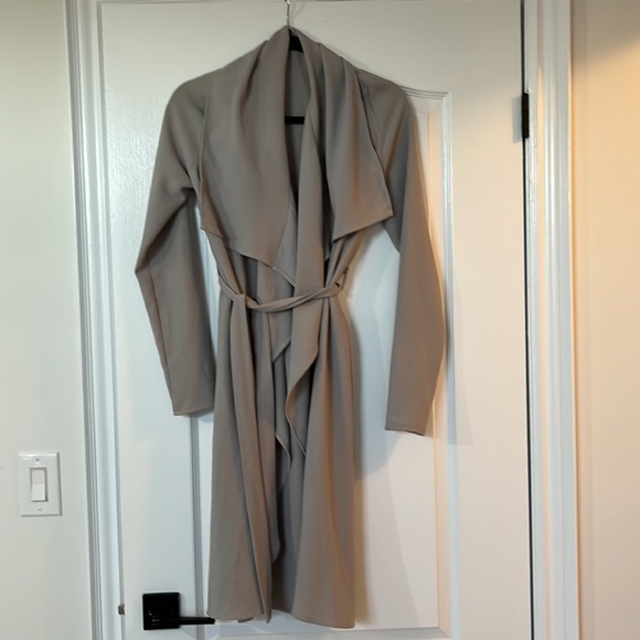 Waterfall jacket XS - Picture 2 of 4
